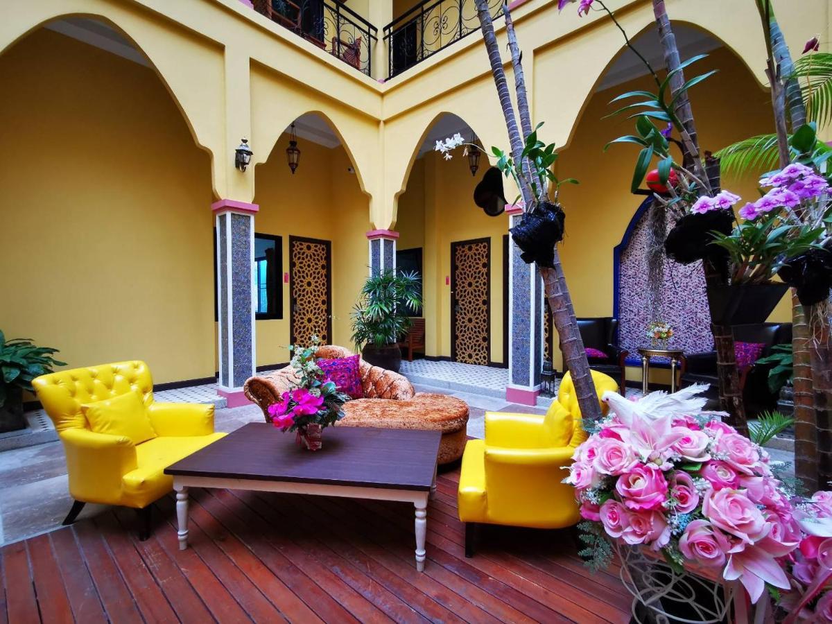 Anchanlina Hotel - SHA Plus Chalong Exterior foto